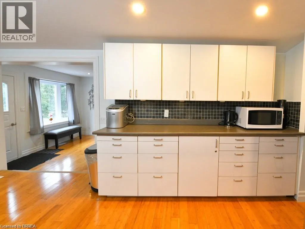 107 RODEO Road