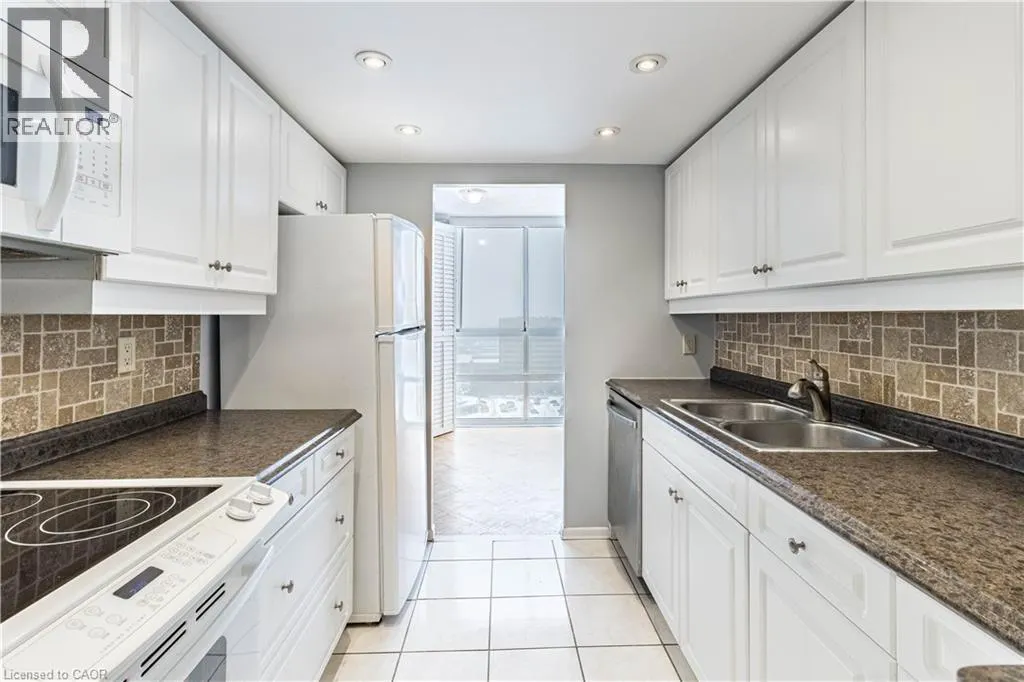 3650 KANEFF Crescent Unit# 2606, #2606