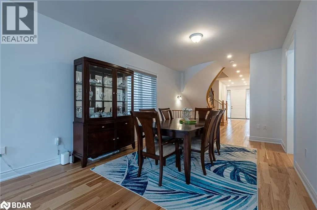 9 KIERNAN Crescent