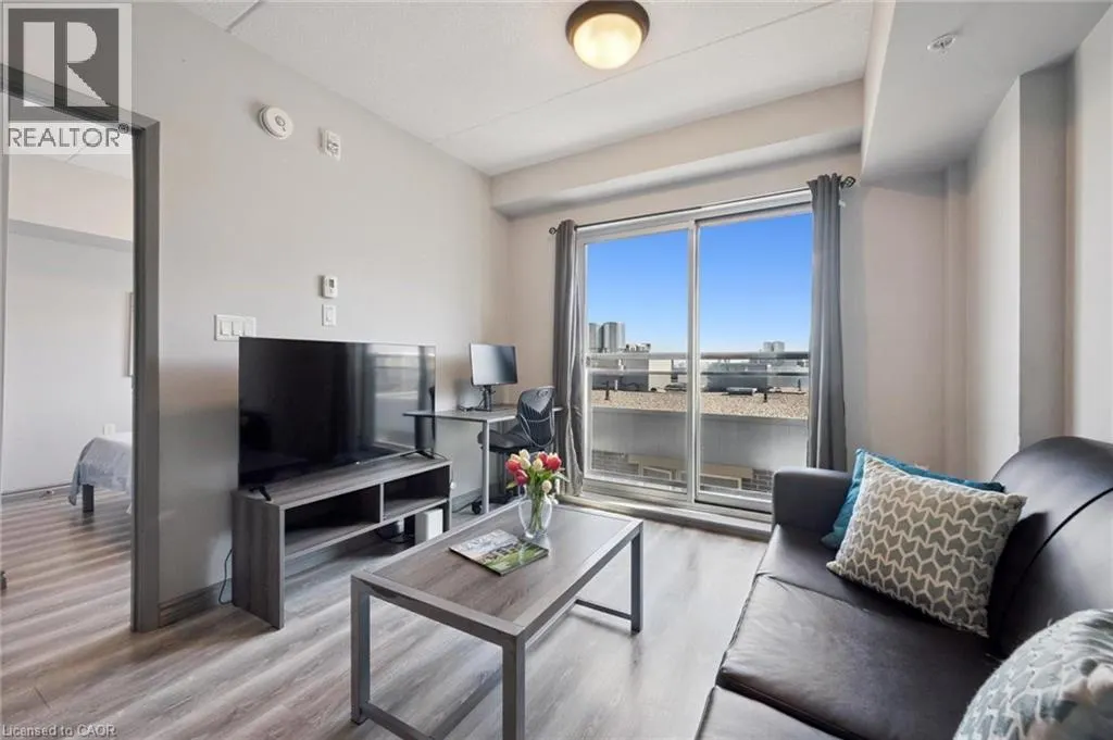 275 LARCH Street Unit# F515, #F515