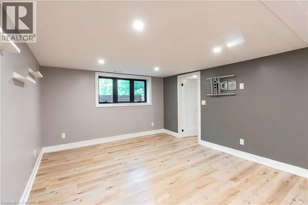 346 JERSEYVILLE Road W
