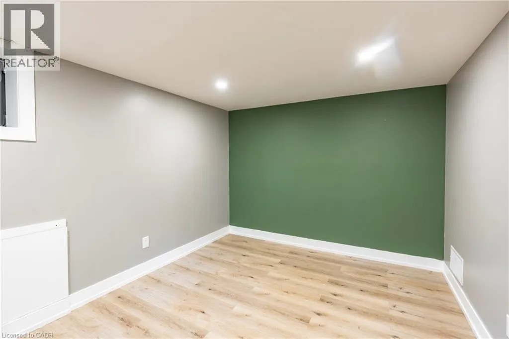 346 JERSEYVILLE Road W