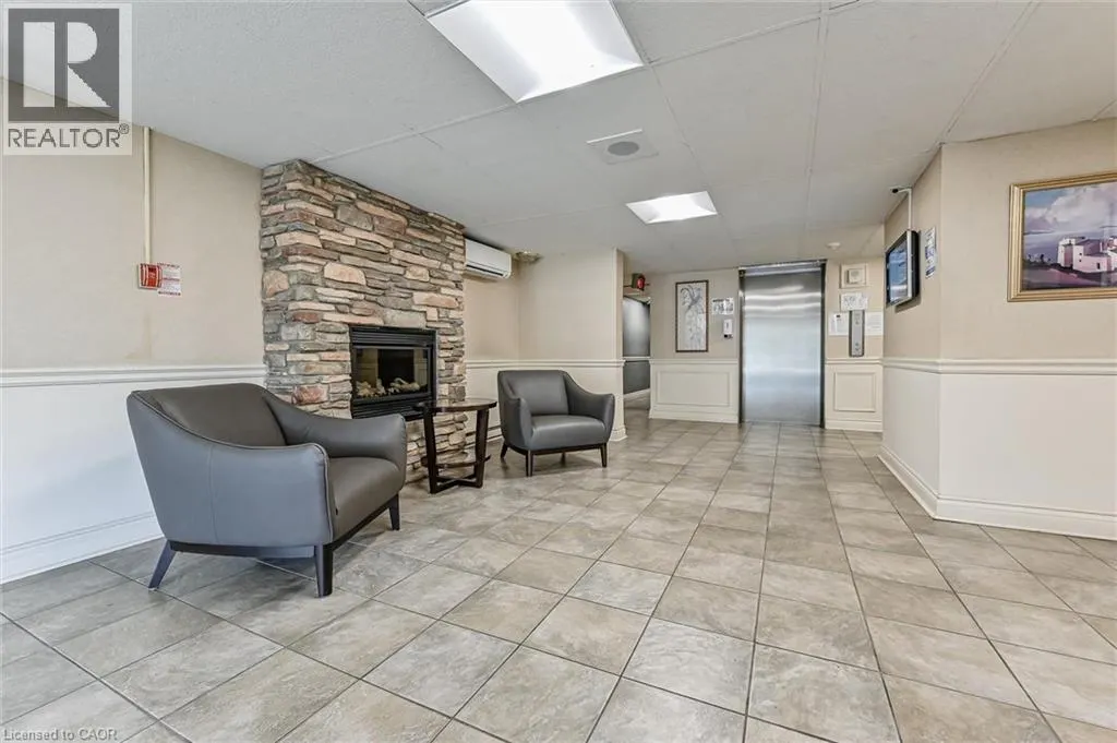 64 BENTON Street Unit# 201, #201