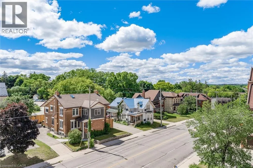 64 BENTON Street Unit# 201, #201