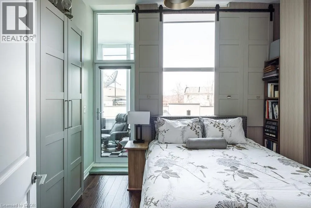 50 MURRAY Street W Unit# 201, #201