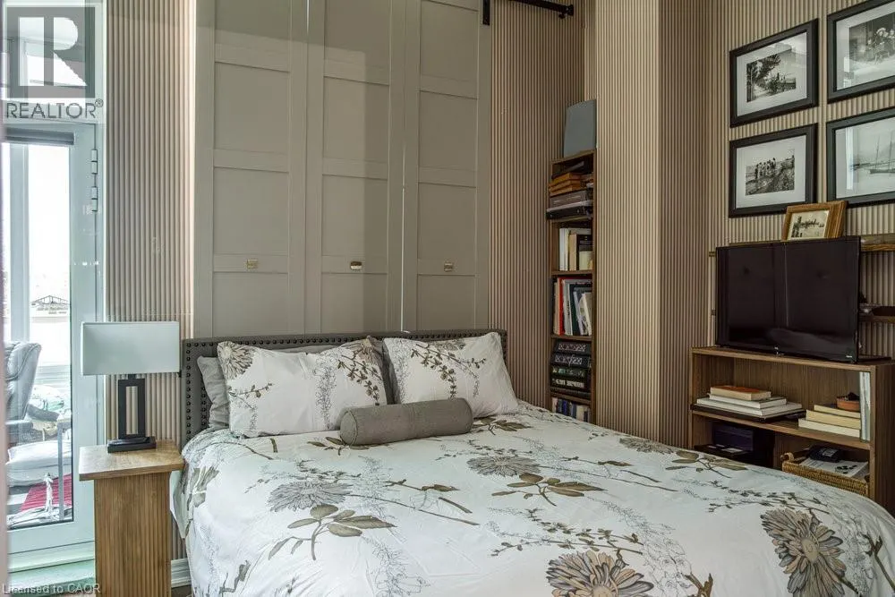 50 MURRAY Street W Unit# 201, #201