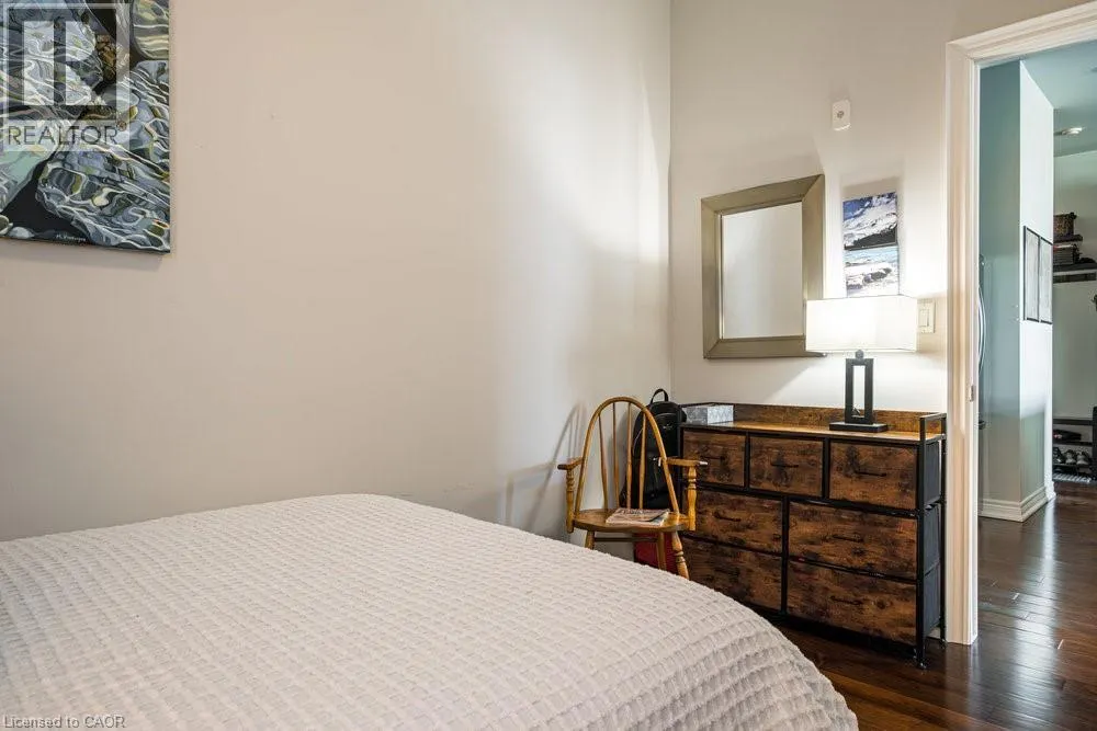 50 MURRAY Street W Unit# 201, #201