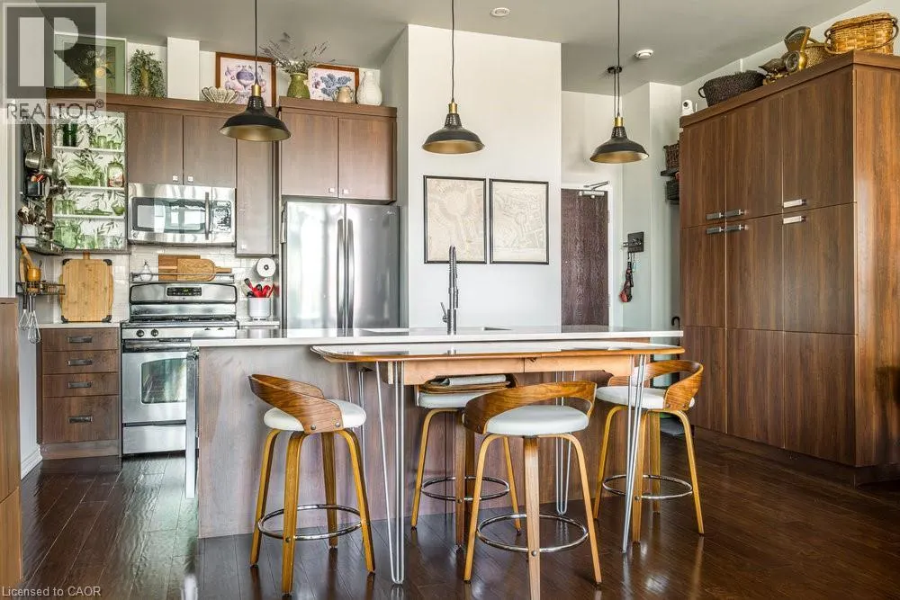 50 MURRAY Street W Unit# 201, #201