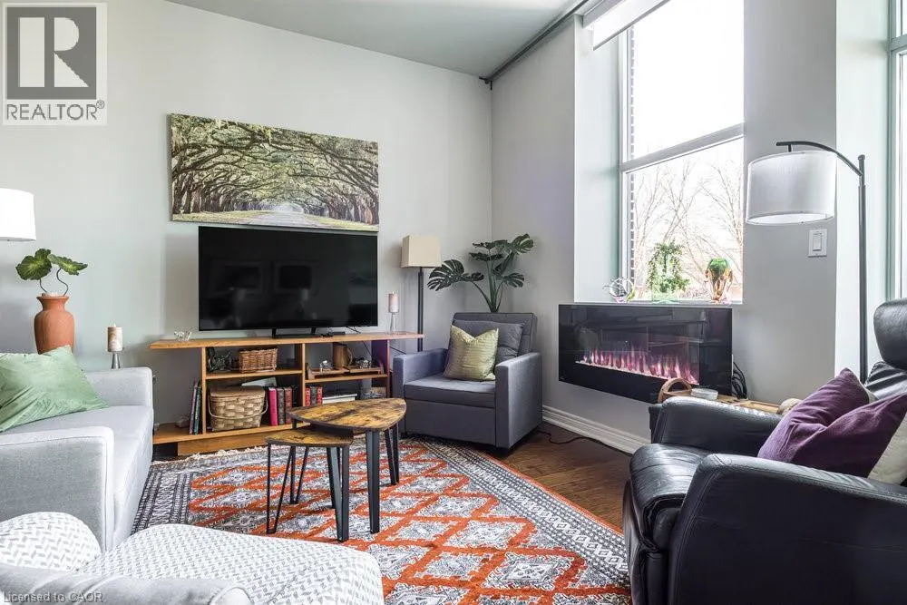 50 MURRAY Street W Unit# 201, #201