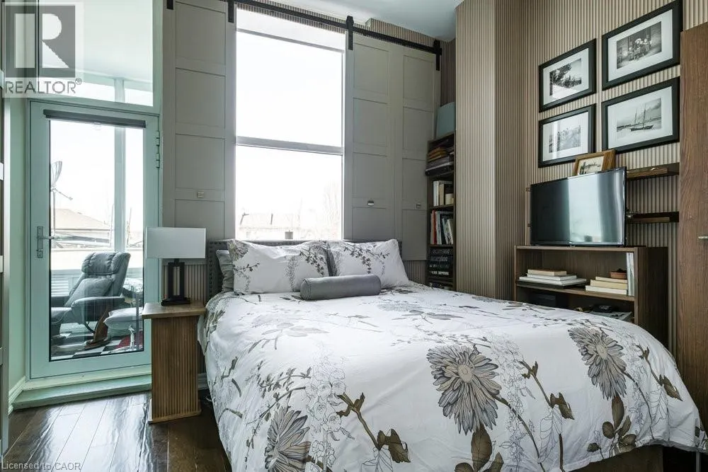 50 MURRAY Street W Unit# 201, #201