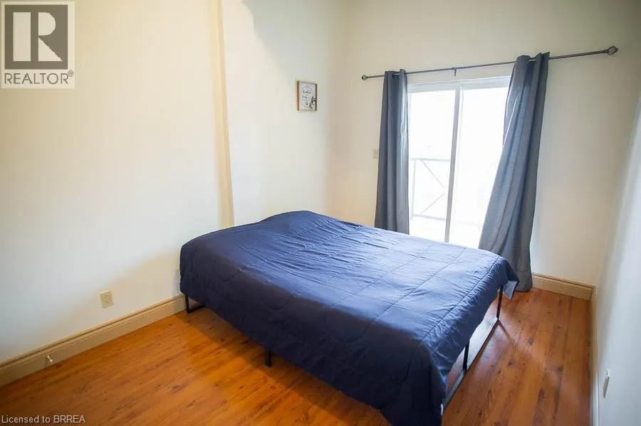 150 COLBORNE Street Unit# 208, #208