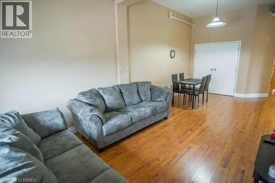 150 COLBORNE Street Unit# 208, #208