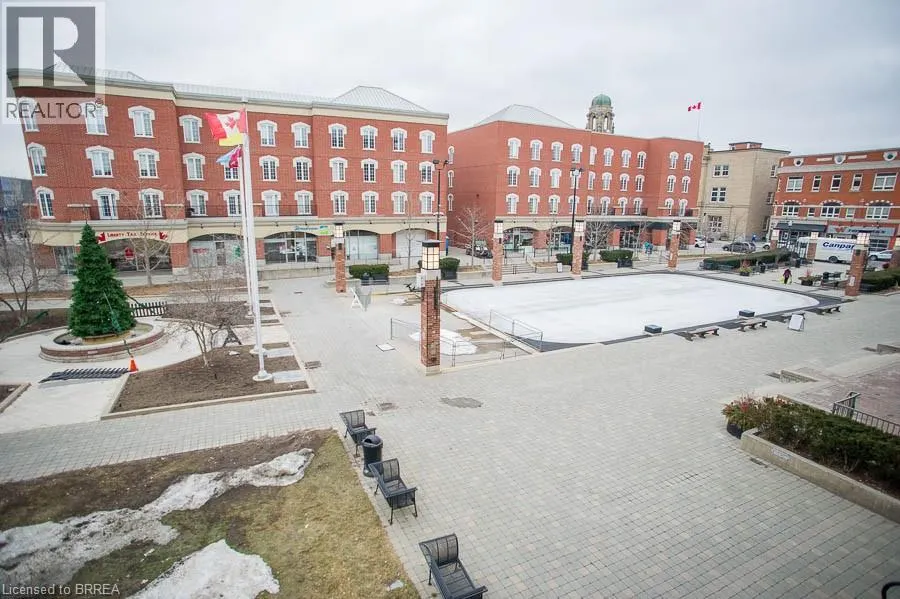150 COLBORNE Street Unit# 208, #208