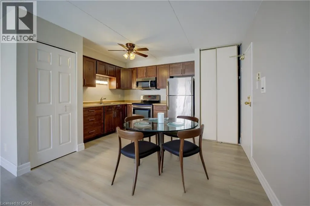 329 NORTHLAKE Drive Unit# 7, #7
