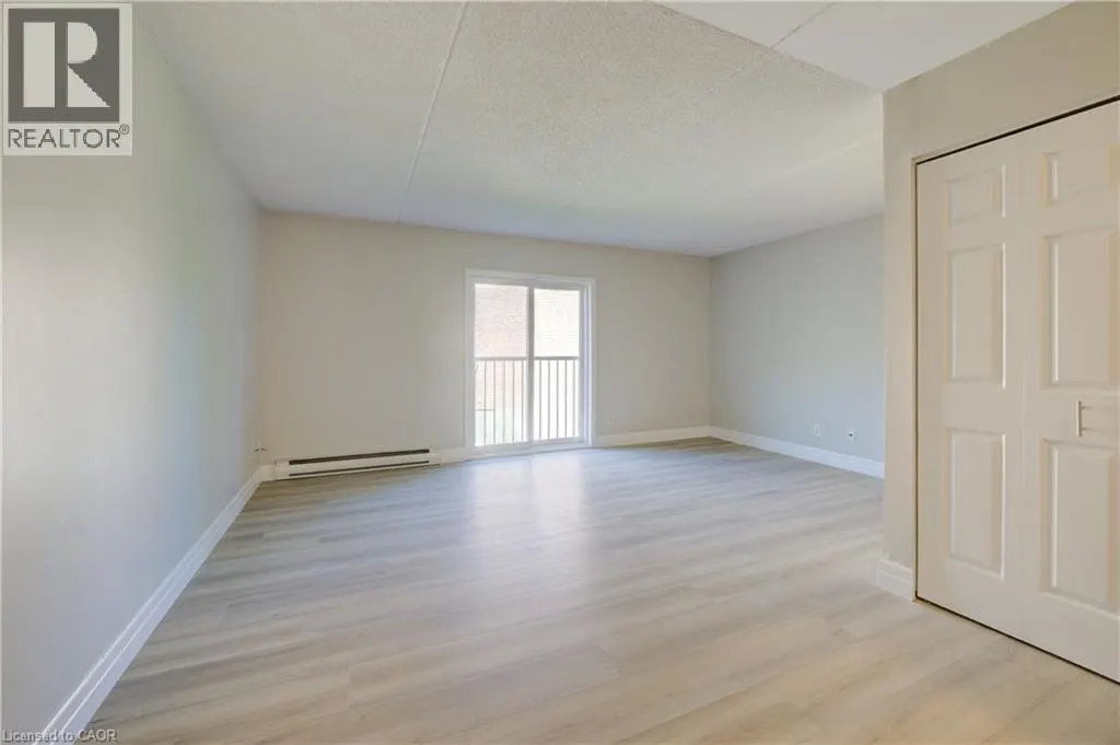 329 NORTHLAKE Drive Unit# 7, #7