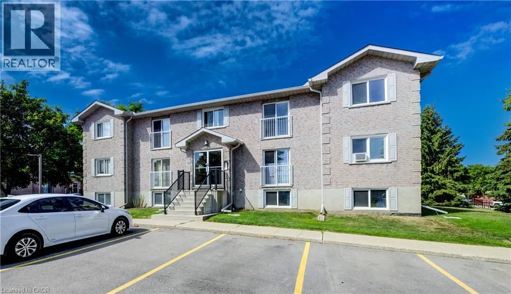 329 NORTHLAKE Drive Unit# 7, #7