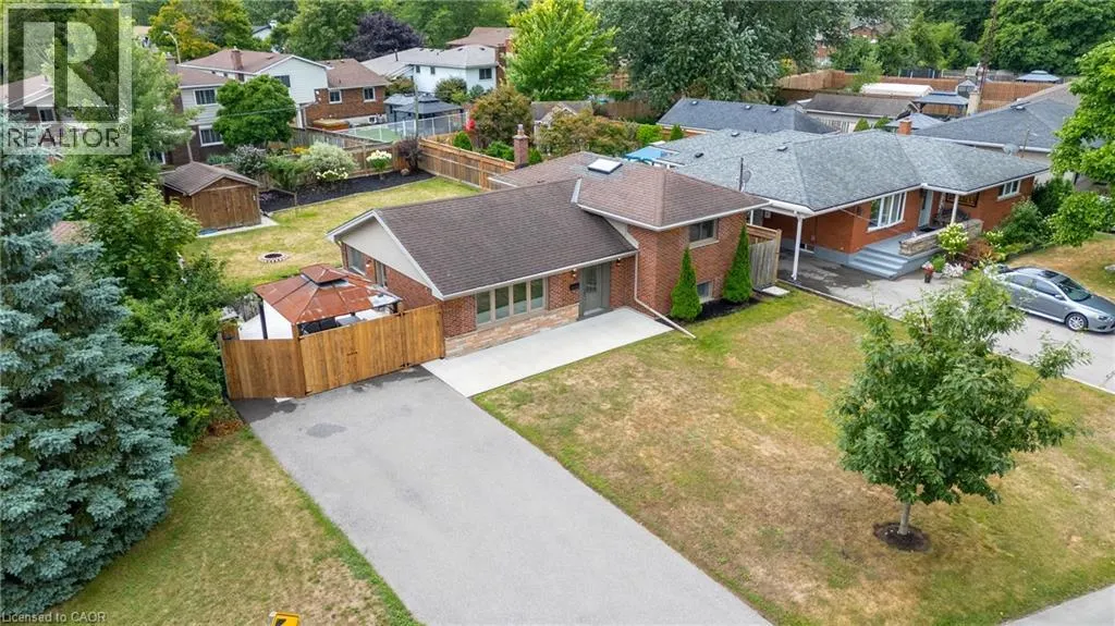 35 HICKERY Place
