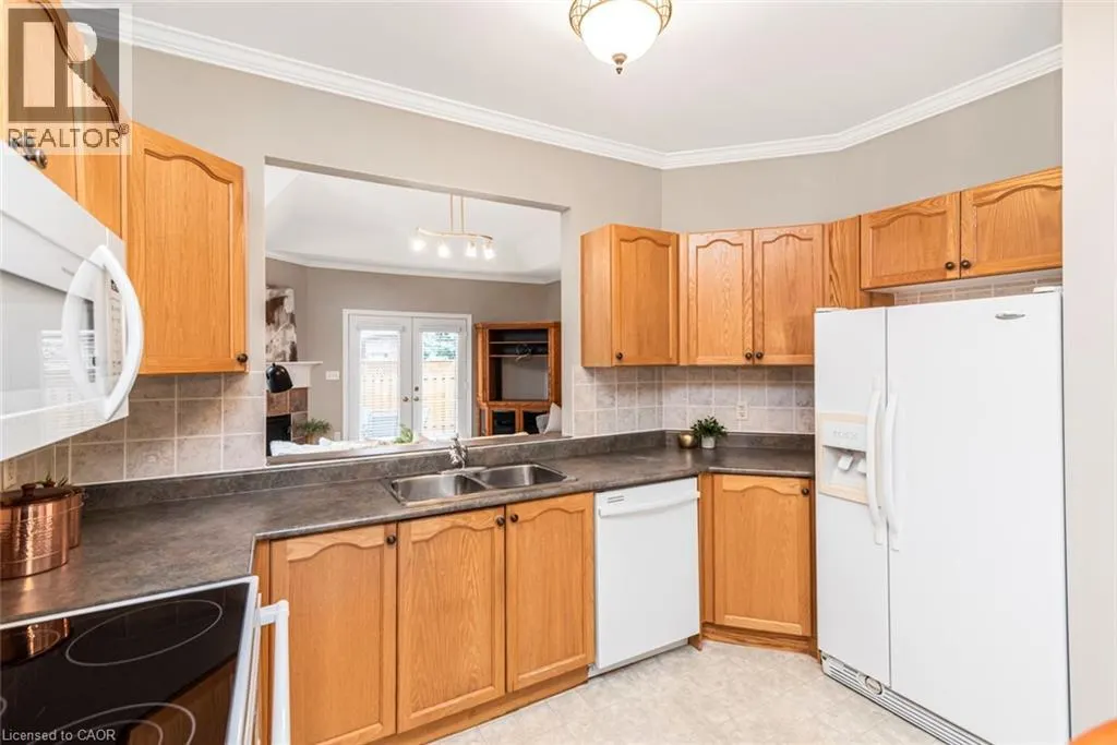 25 CRITZIA Drive Unit# 25, #25