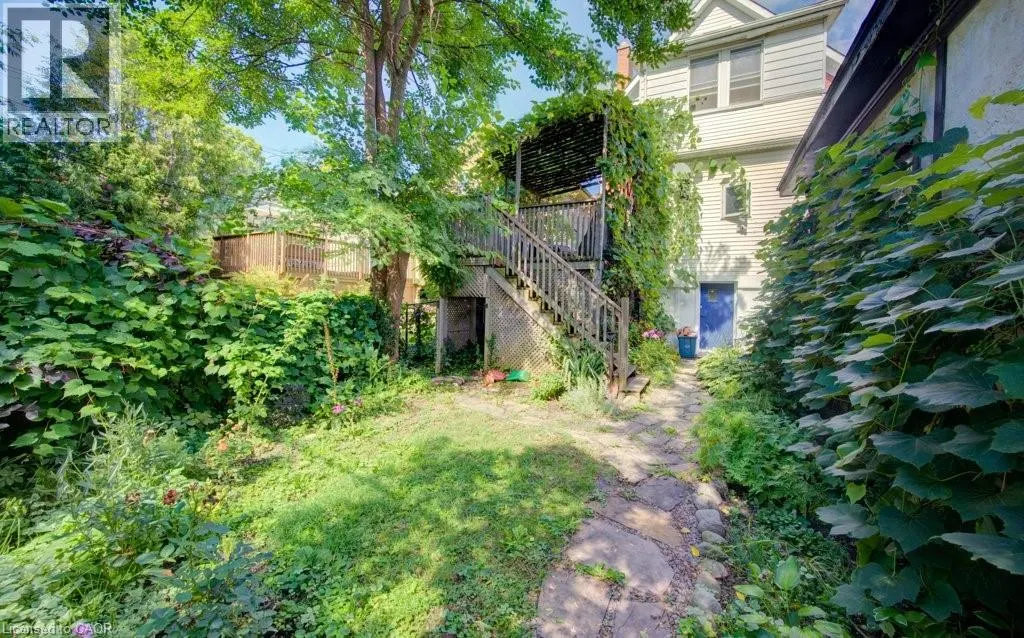 43 IRVIN Street