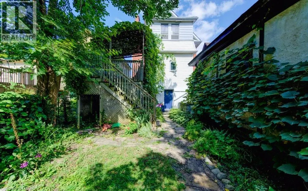43 IRVIN Street