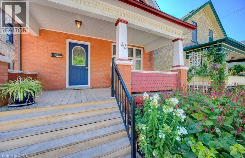 43 IRVIN Street