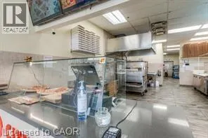 20 WOODLAWN Road E Unit# 6, #6