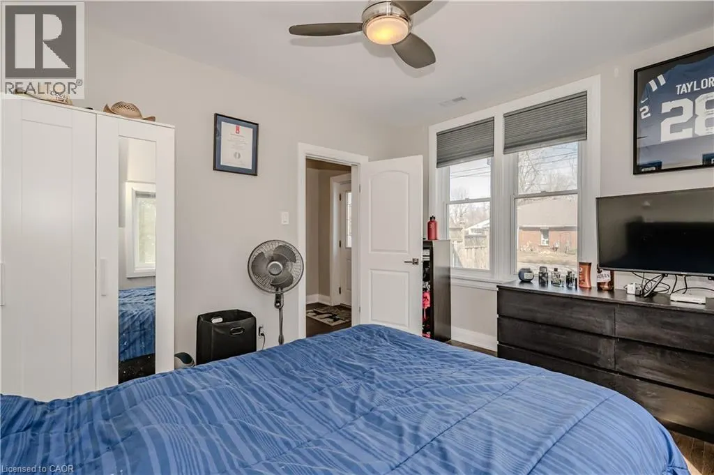 126 POPLAR Avenue