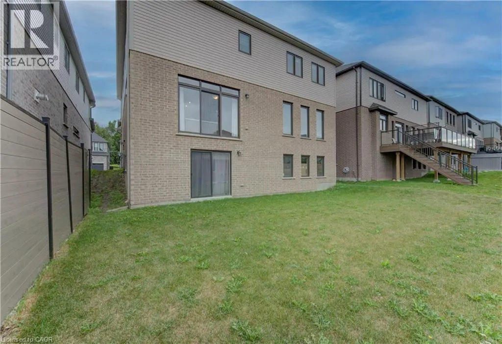 546 BRIDGEMILL CRESCENT