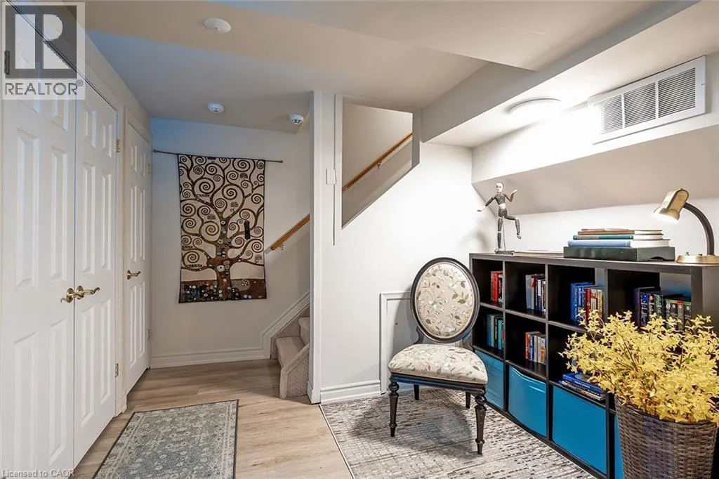 1580 KERN'S Road Unit# 5, #5