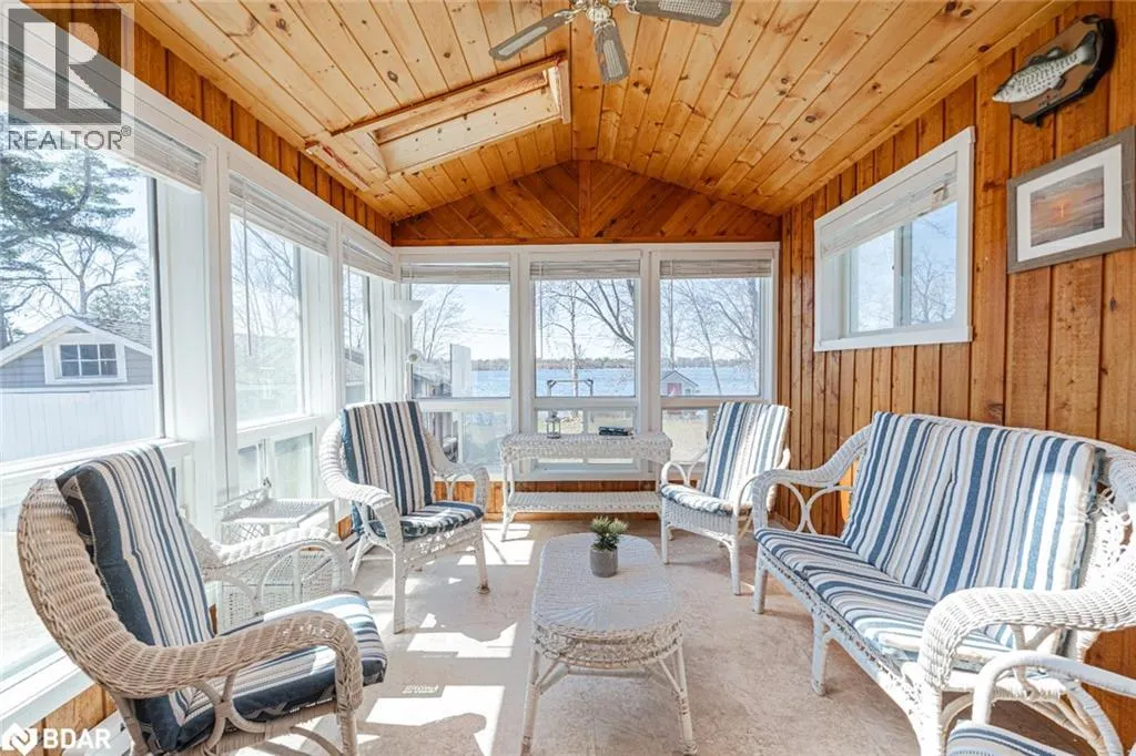 185 AVERY POINT Road