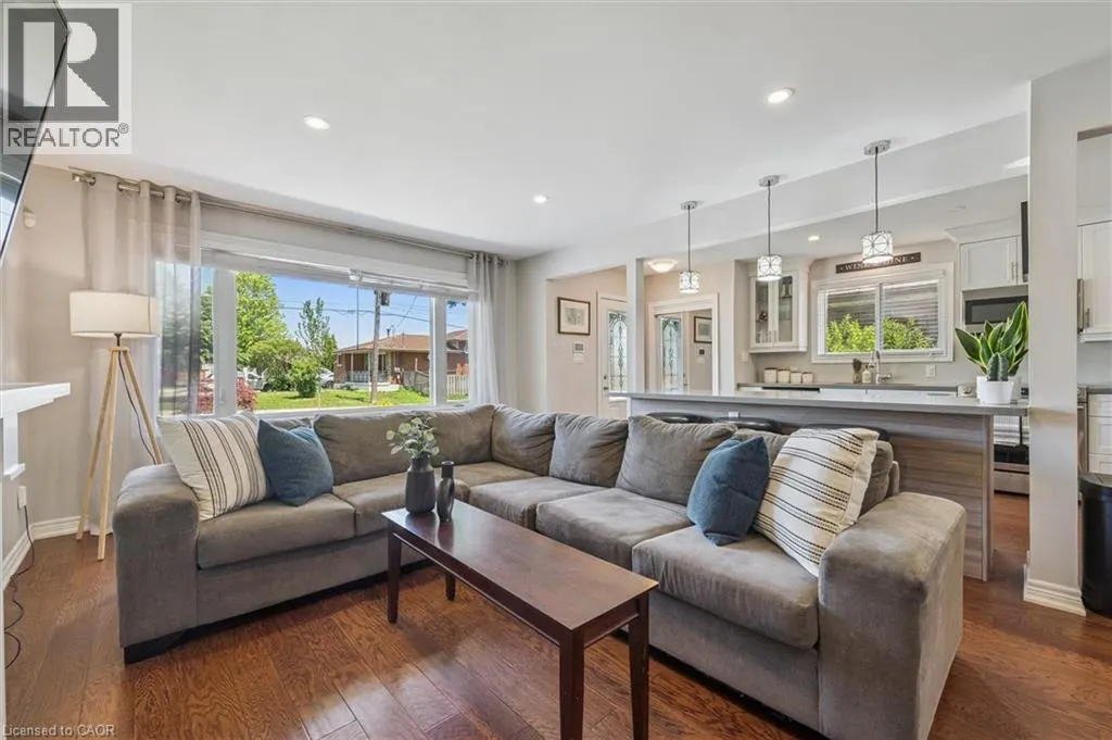 12 ANSON Avenue