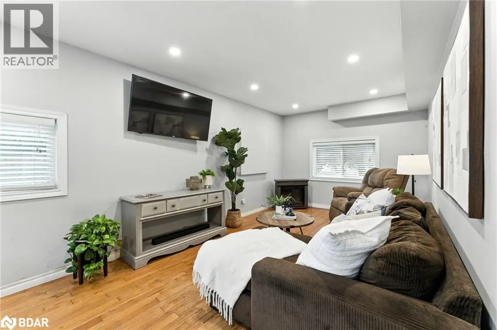 778 BYNG Court