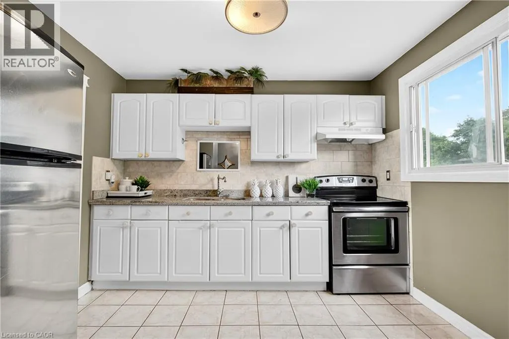 75 BERKINDALE Drive Unit# 95, #95