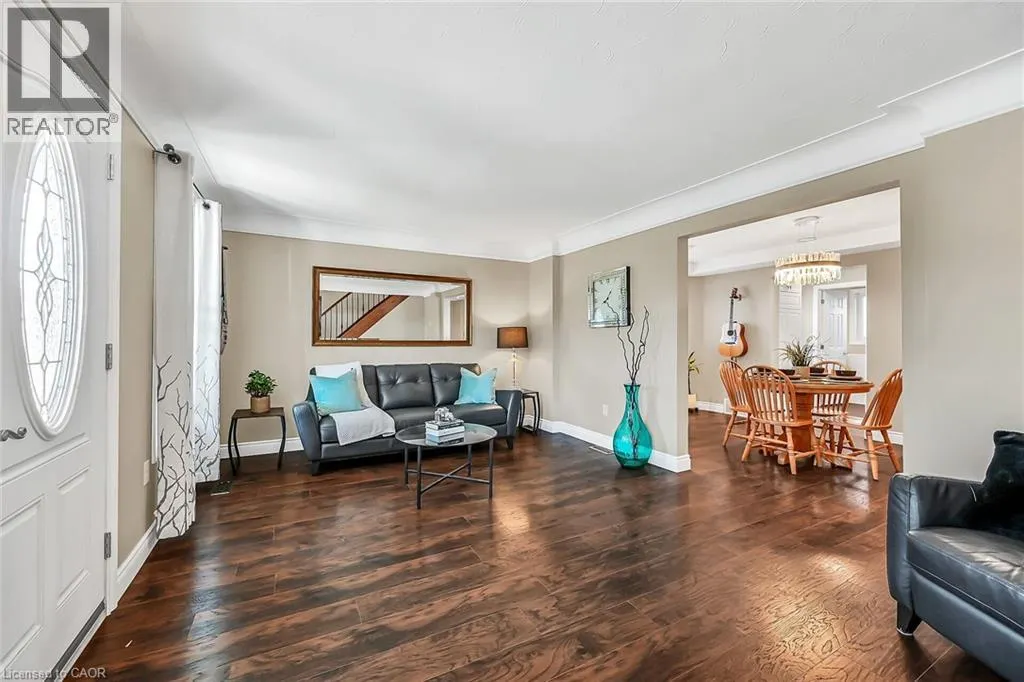 533 COCHRANE Road