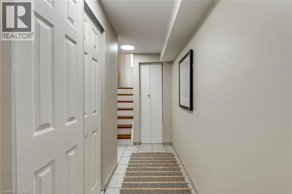 2309 MALCOLM Crescent