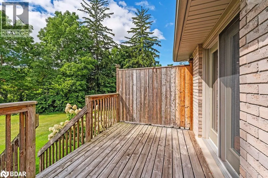 510 QUEENSWAY W Unit# 18, #18