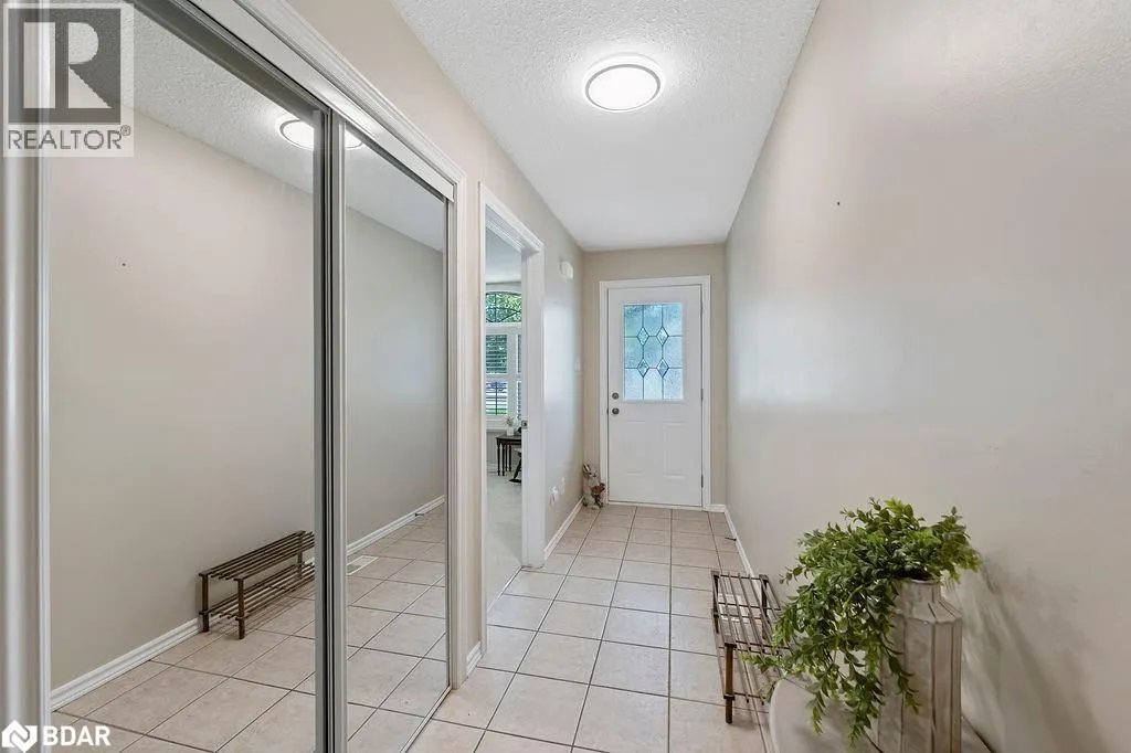 510 QUEENSWAY W Unit# 18, #18