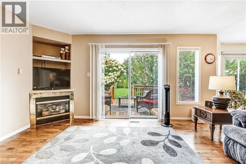 5 WALSINGHAM Drive