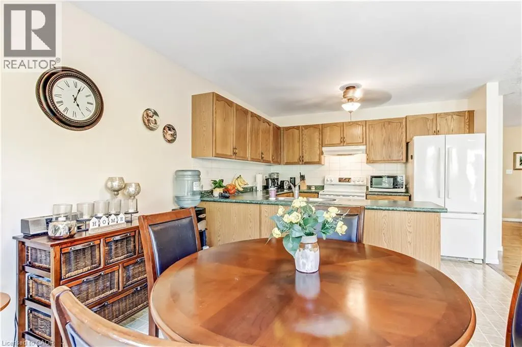 5 WALSINGHAM Drive