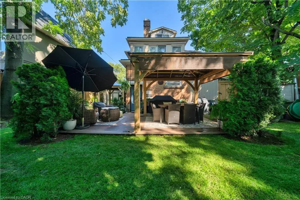 98 SHERMAN Avenue S