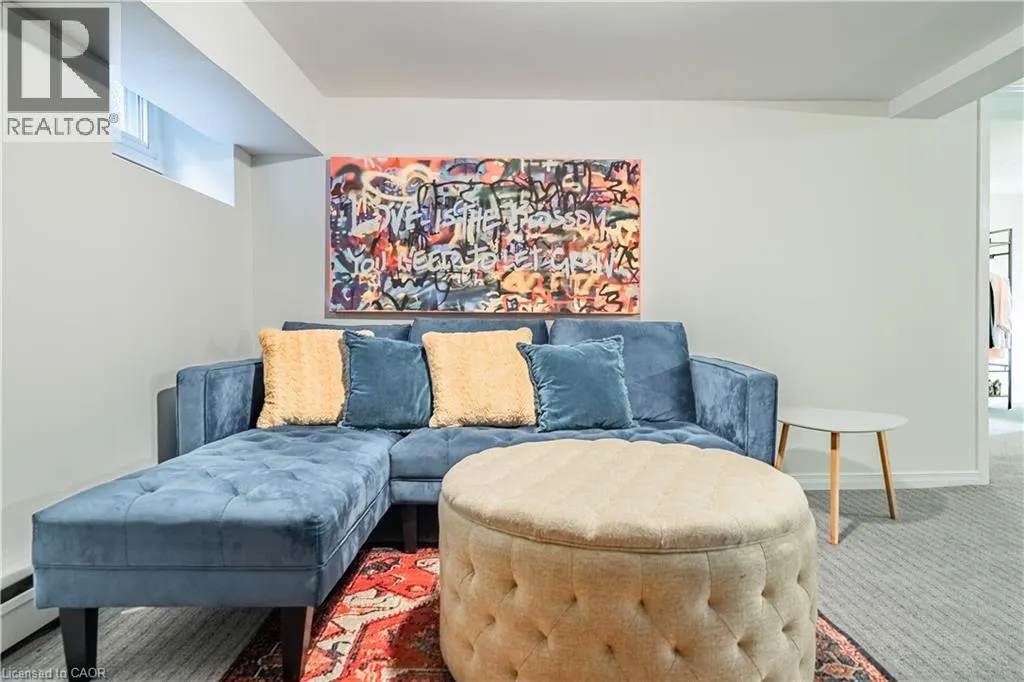 98 SHERMAN Avenue S