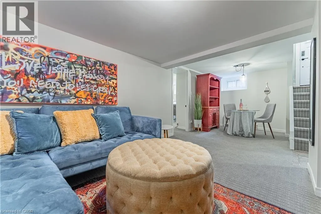 98 SHERMAN Avenue S