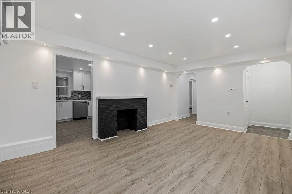 2015 LEIGHLAND Road Unit# 1, #1