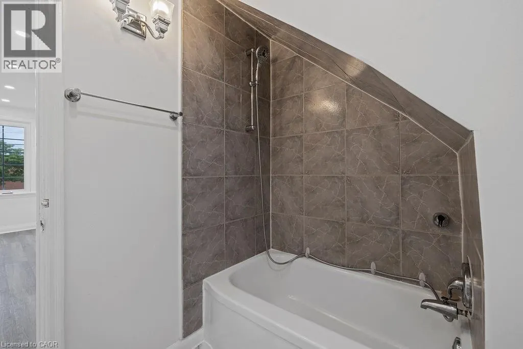 2015 LEIGHLAND Road Unit# 3, #3