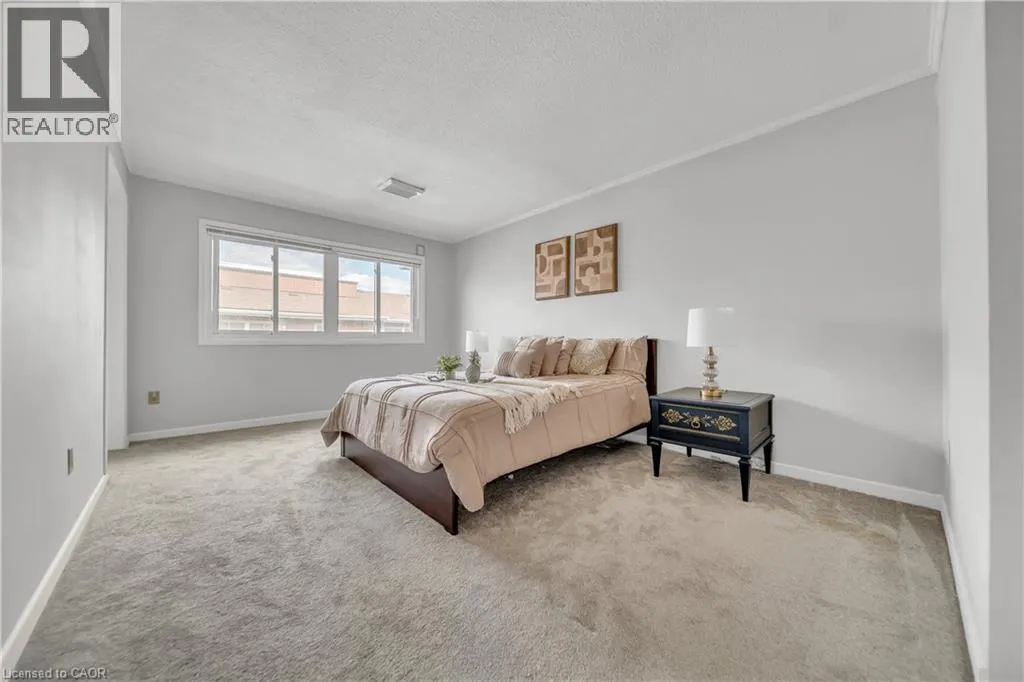 121 UNIVERSITY Avenue E Unit# 101, #101