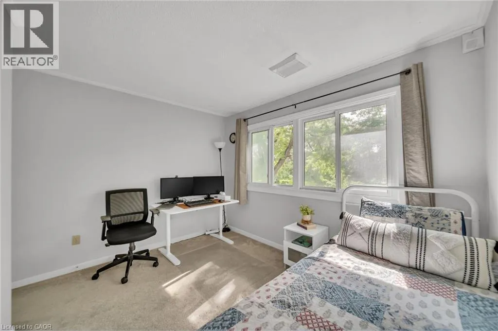121 UNIVERSITY Avenue E Unit# 101, #101