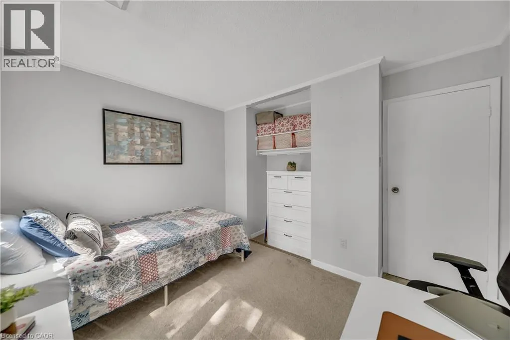 121 UNIVERSITY Avenue E Unit# 101, #101