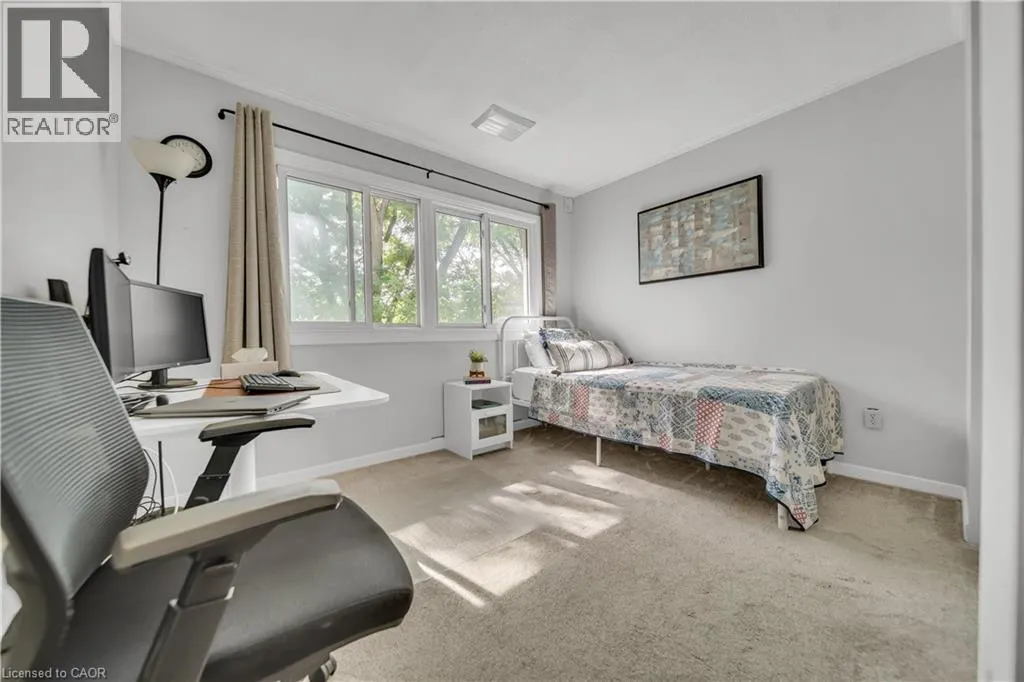 121 UNIVERSITY Avenue E Unit# 101, #101