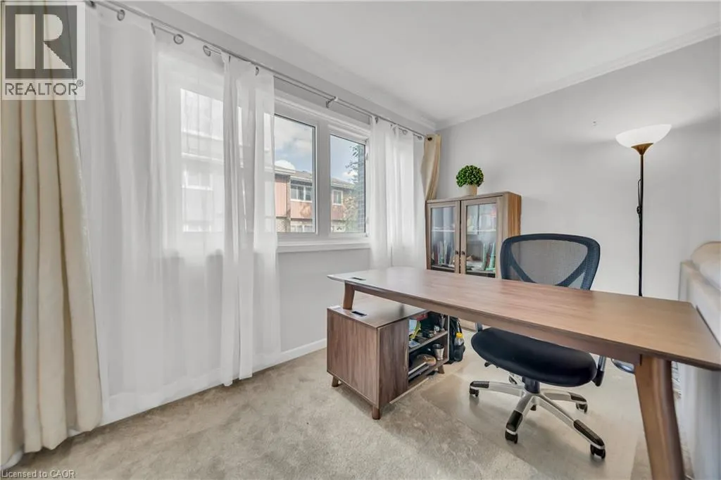 121 UNIVERSITY Avenue E Unit# 101, #101