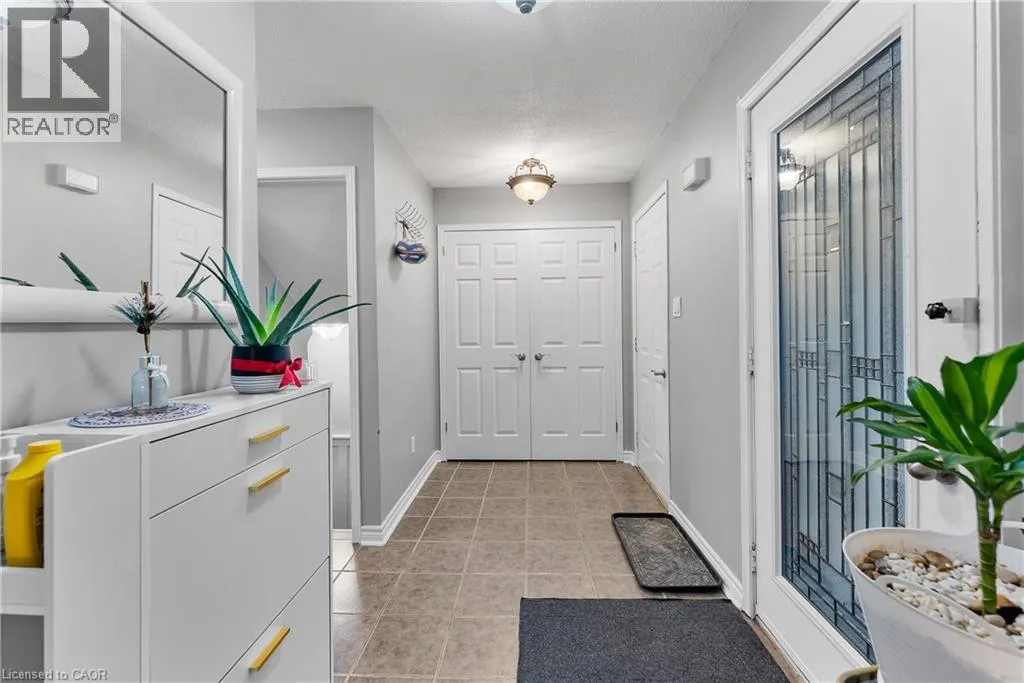 3 BRIARSDALE Crescent